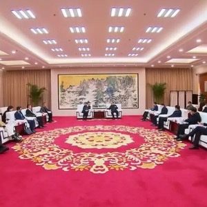 安徽省省长王清宪会见墨泉团队